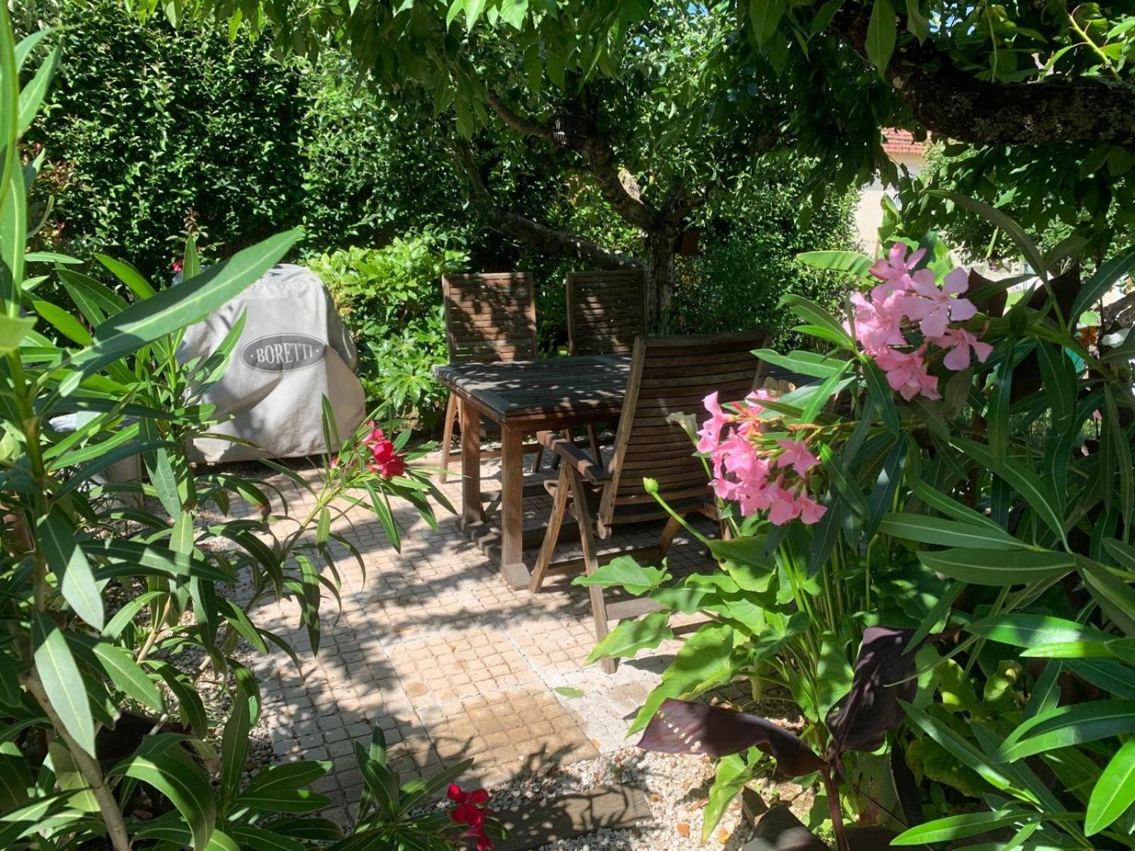 Manor Meeder Villa Castanheira de Pera Bagian luar foto